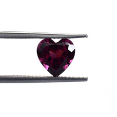 RHODOLITE CUT HEART (REDDISH PURPLE DARK)(CLEAN) 8.00X8.00 MM 2.65 Cts.