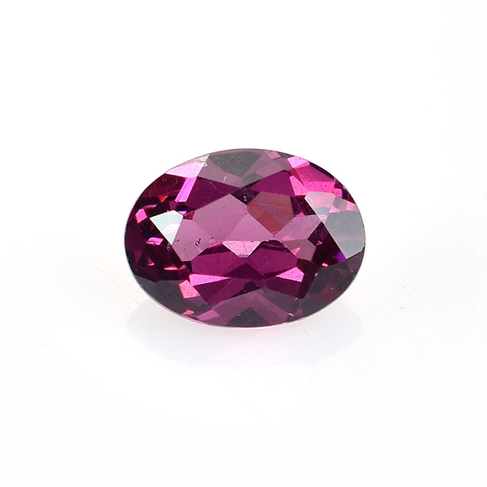 RHODOLITE CUT OVAL (REDDISH PURPLE DARK)(CLEAN) 8.00X6.00 MM 1.53 Cts.