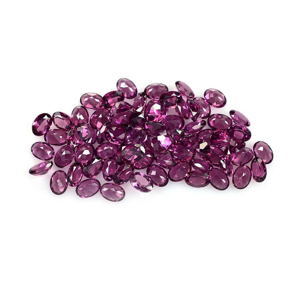 RHODOLITE CUT OVAL (REDDISH PURPLE MEDIUM)(CLEAN) 7.00X5.00 MM 0.96 Cts.