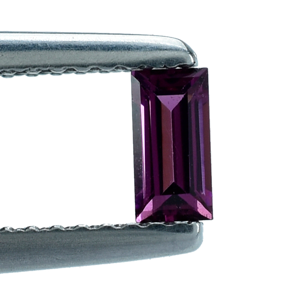 RHODOLITE CUT BAGUETTE 5X2.50MM 0.34 Cts.