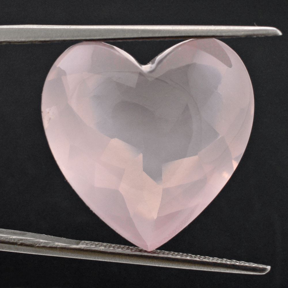 ROSE QUARTZ (MILKY) BUFFTOP HEART 20MM 24.25 Cts.