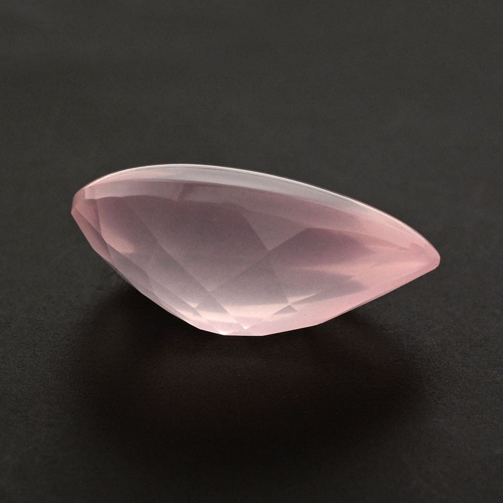 ROSE QUARTZ BUFFTOP PEAR 20X14MM 12.85 Cts.