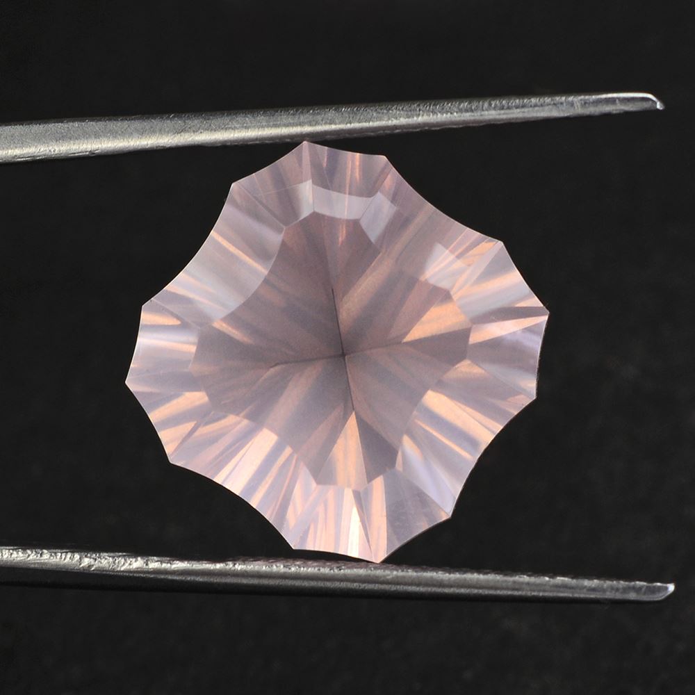 ROSE QUARTZ CONCAVE (90 CUT) CUSHION 15MM 12.90 Cts.
