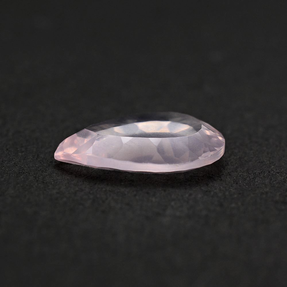 ROSE QUARTZ CONCAVE PEAR FLAT 16X12MM 5.05 Cts.