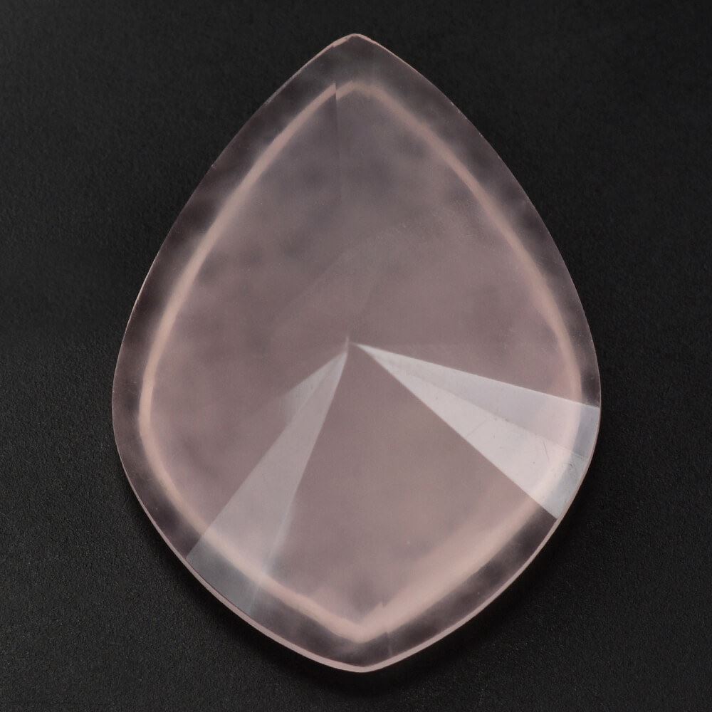 ROSE QUARTZ CARVED CHECKER TOP ONION (MILKY)30X22 MM 32.13 Cts.