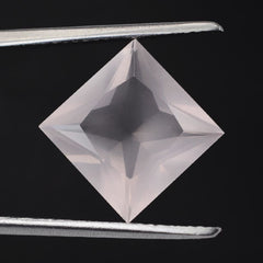 ROSE QUARTZ PRINCESS CUT SQUARE (SEMI-MILKY) (NICE COLOR) 10MM 4.35 Cts.