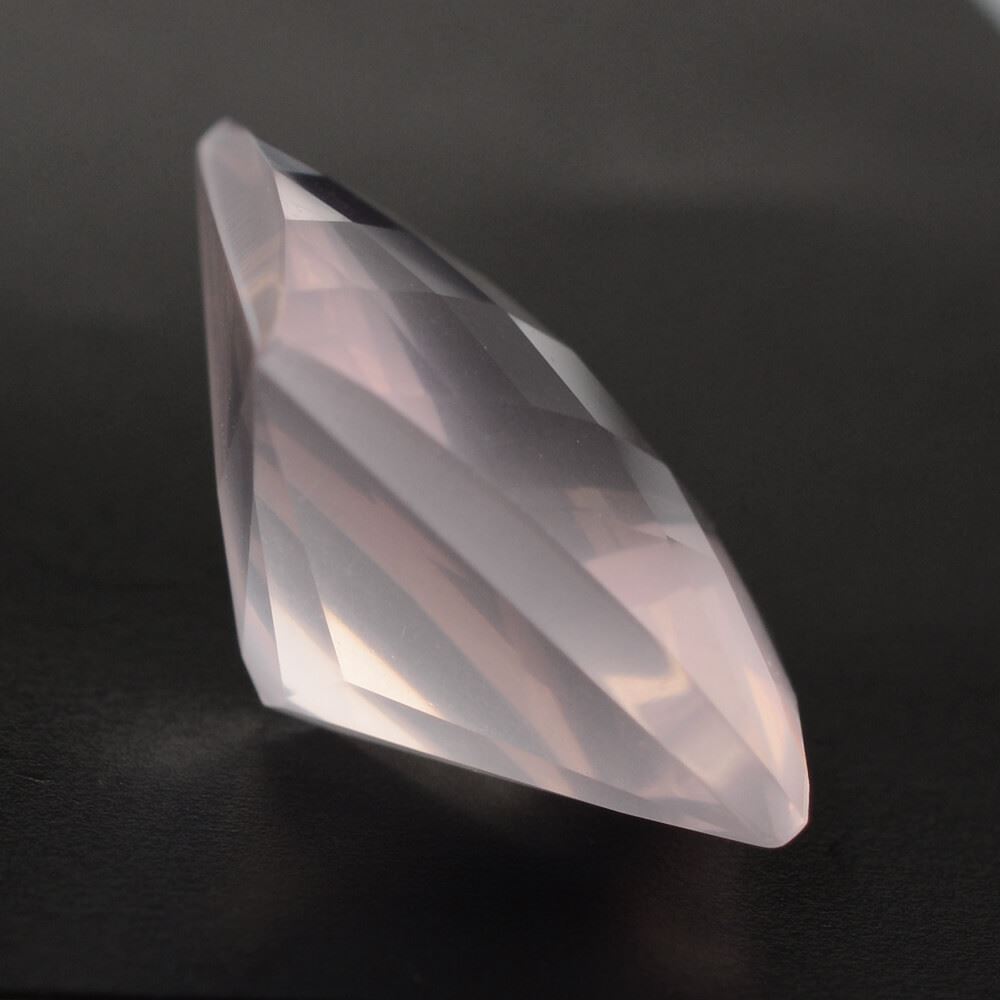 ROSE QUARTZ CHECKER TOP PRINCESS CUT BACK SQUARE (SEMI-MILKY) (NICE COLOR) 12MM 7.11 Cts.