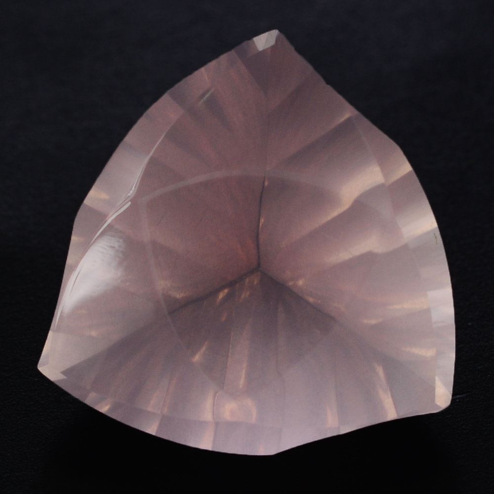 ROSE QUARTZ LEAF CONCAVE TRILLION (DES#125) 14MM 7.13 Cts.