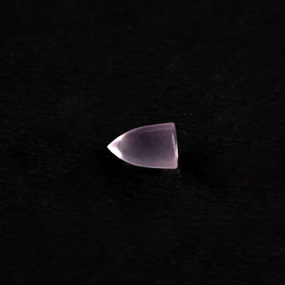 ROSE QUARTZ BULLET CAB (SUPER) 4MM 0.64 Cts.