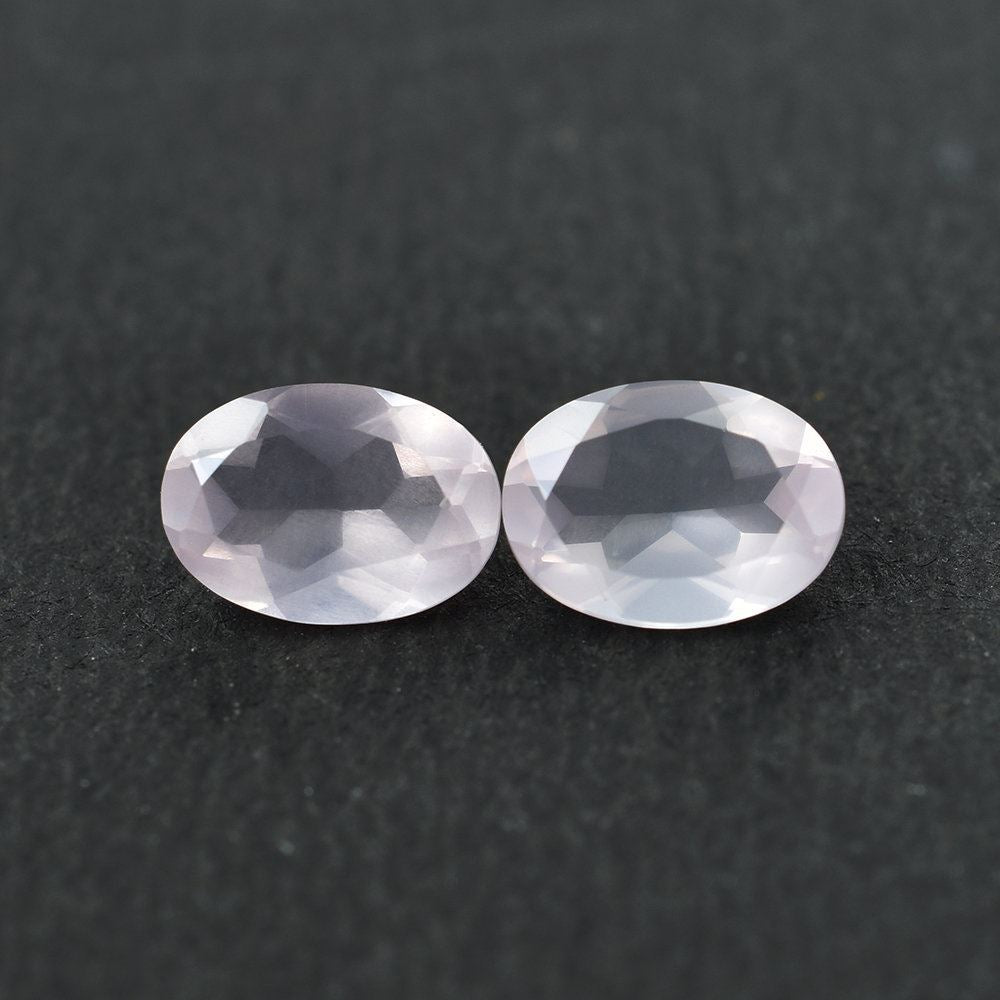 ROSE QUARTZ CUT OVAL (SEMI-MILKY/SUPER) 7X5MM 0.69 Cts.