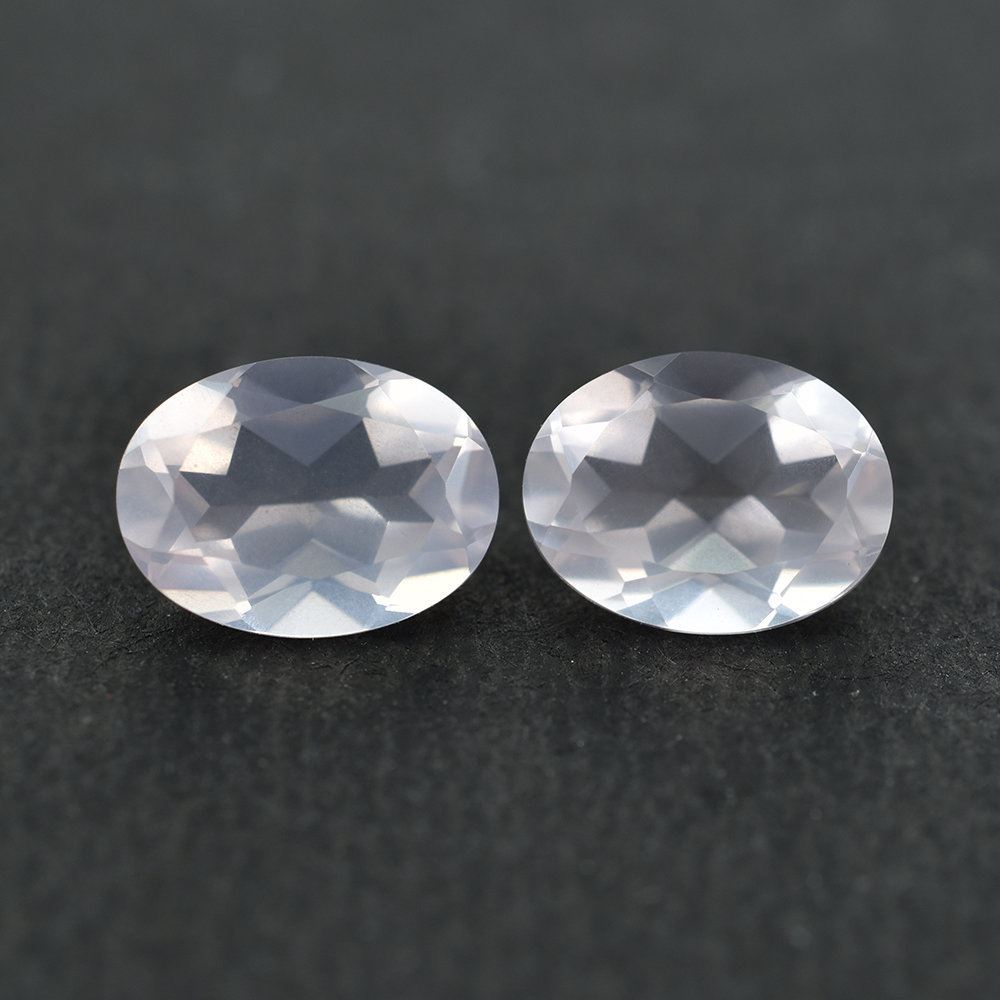 ROSE QUARTZ CUT OVAL (SEMI-MILKY/SUPER) 8X6MM 1.16 Cts.