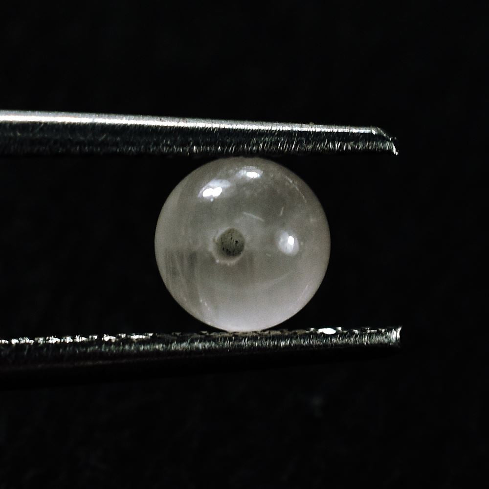 ROSE QUARTZ PLAIN ROUND BALLS (HALF DRILL 0.75)(SEMI MILKY HI) 5.00X5.00 MM 0.92 Cts.