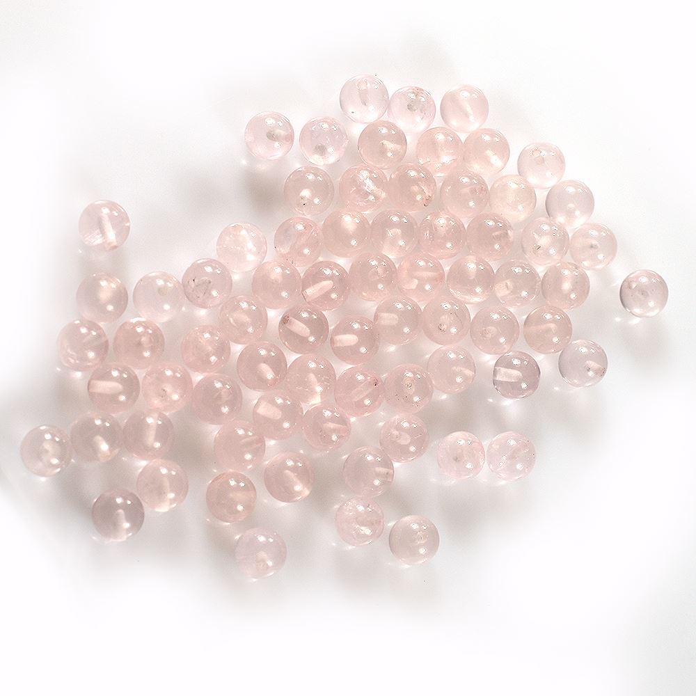 ROSE QUARTZ PLAIN ROUND BALLS (HALF DRILL 0.75)(TRANSPARENT NORMAL COLOR) 5.00X5.00 MM 0.91 Cts.