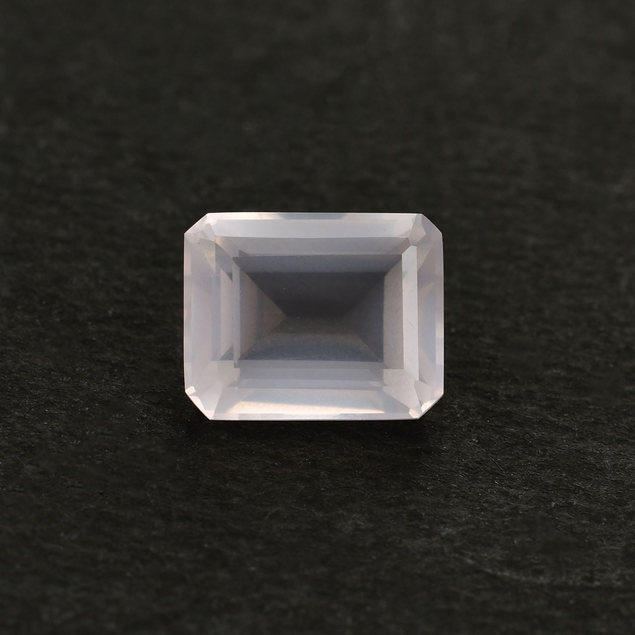 ROSE QUARTZ STEP CUT OCTAGON (LITE)(CLEAN) 10.00X8.00 MM 3.43 Cts.