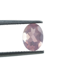 ROSE QUARTZ CUT OVAL (SUPER SUPER EXTRA)(SI)(SEMI MILKY) 8.00X6.00 MM 1.08 Cts.