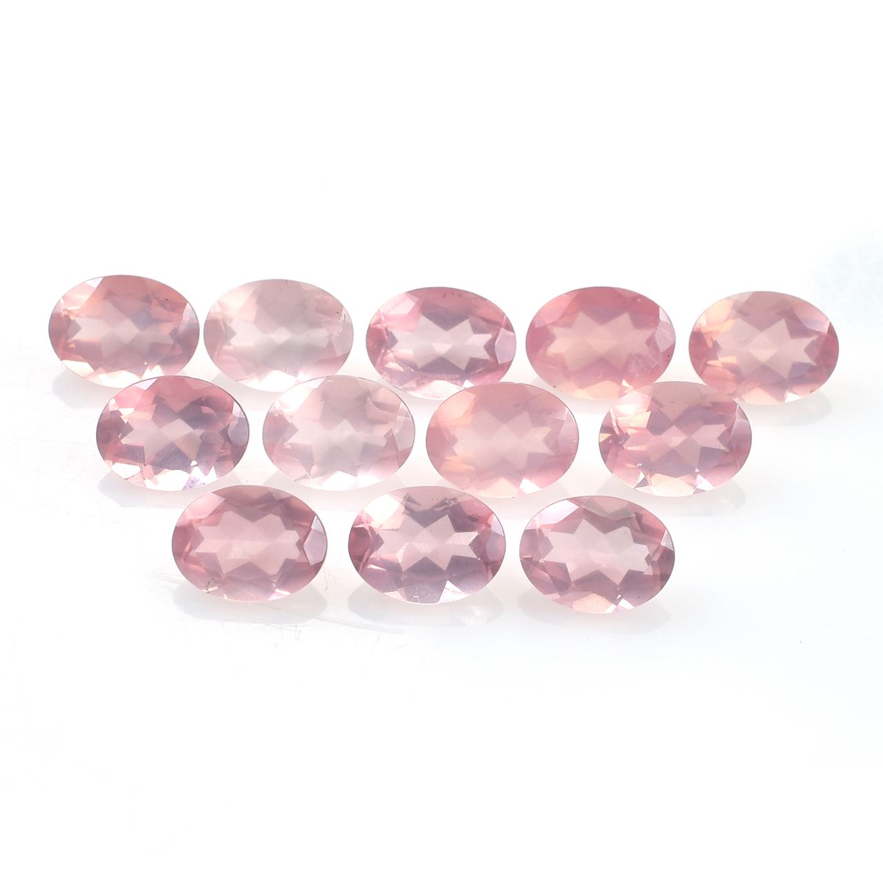 ROSE QUARTZ CUT OVAL (SUPER SUPER EXTRA)(SI)(SEMI MILKY) 8.00X6.00 MM 1.08 Cts.