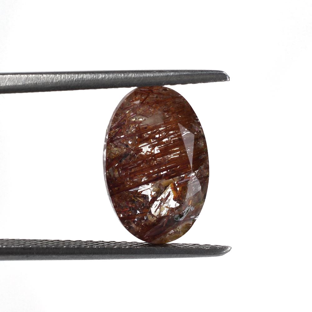RED RUTILE QUARTZ CUT OVAL 12X8MM 3.77 Cts.