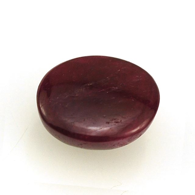 RUBY OVAL CAB 11X9MM 6.35 Cts.