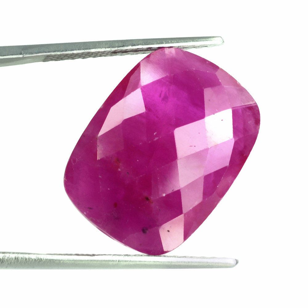 GLASSFILLED RUBY BRIOLETTE CUSHION (HALF DRILL) 20X15MM 19.00 Cts.