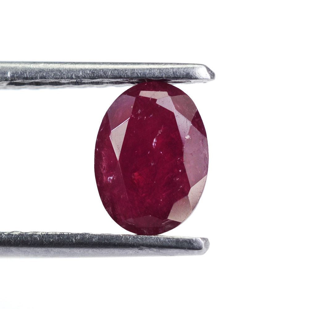 GLASSFILLED& RUBY CUT OVAL 8X6MM 1.68 Cts.