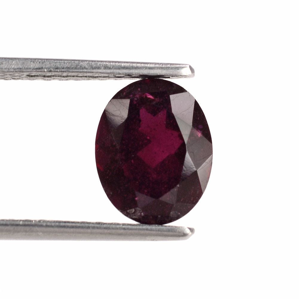 GLASSFILLED RUBY CUT OVAL 10X8MM 3.80 Cts.