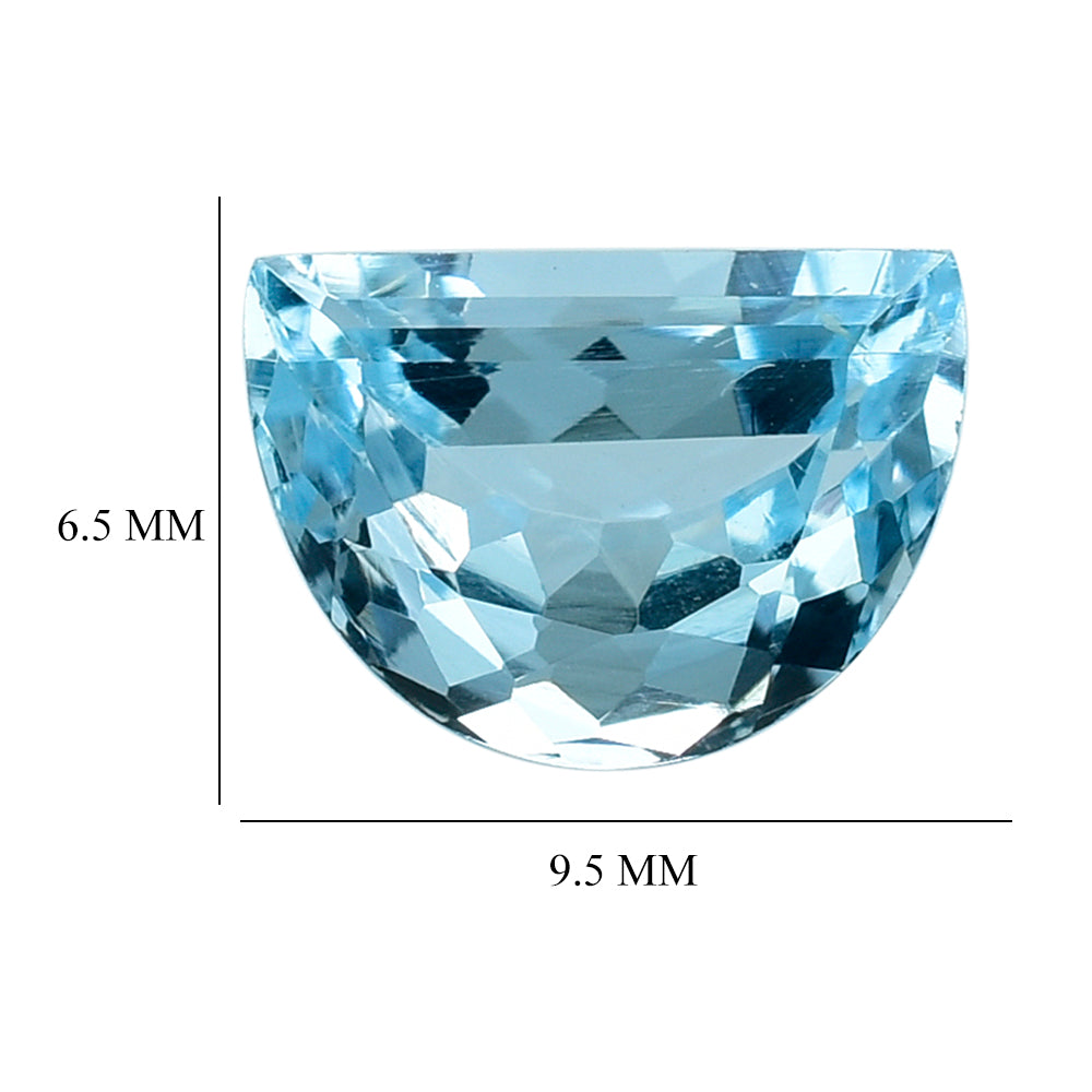 SKY BLUE TOPAZ HALF MOON CUT 9.50X6.50MM 2.25 Cts.