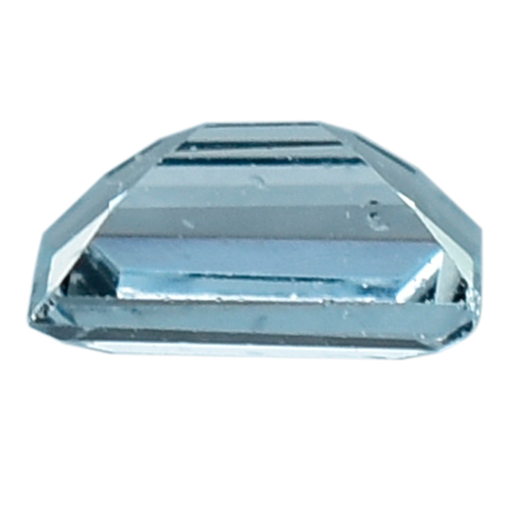 SKY BLUE TOPAZ CUT BAGUETTE 3X2MM 0.10 Cts.