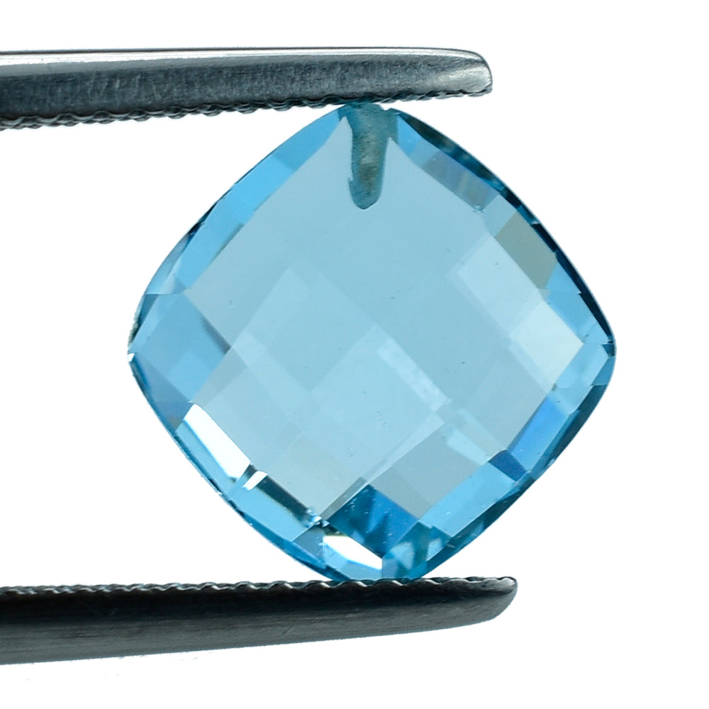 SKY BLUE TOPAZ CHESS BRIOLETTE CUSHION(HALF DRILL) 10MM 5.08 Cts.