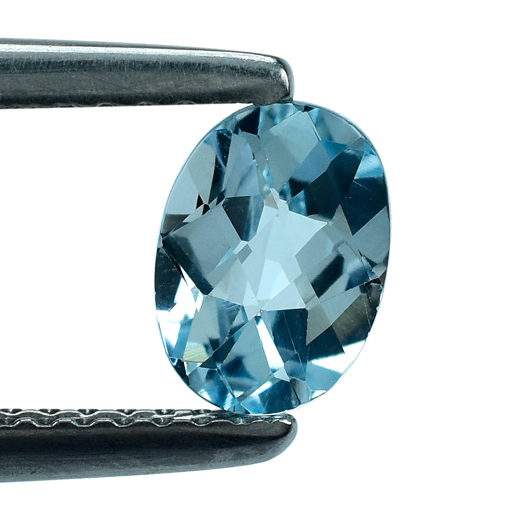 SKY BLUE TOPAZ CHECKER CUT OVAL 7X5MM 0.90 Cts.