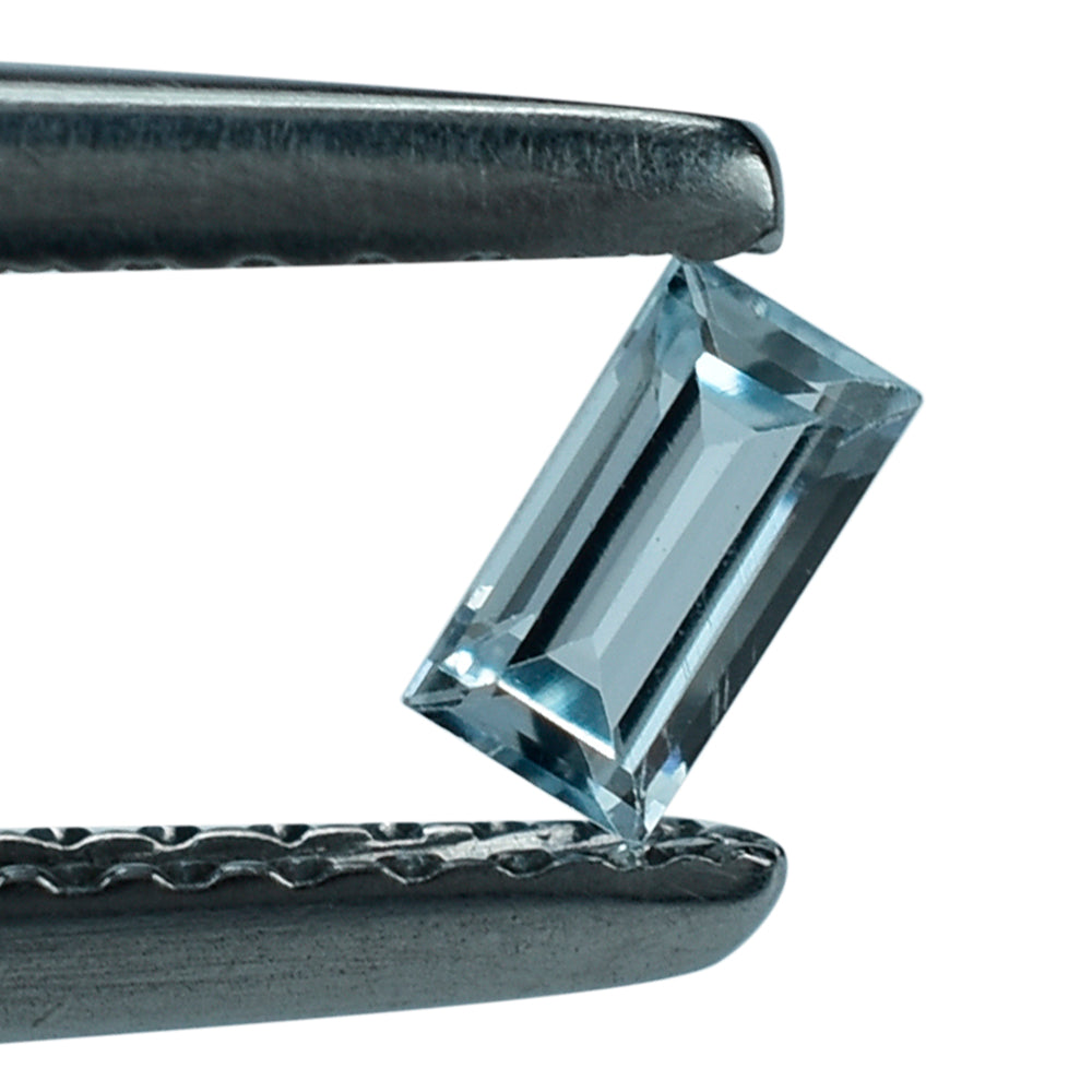 SKY BLUE TOPAZ CUT BAGUETTE 4X2MM 0.16 Cts.