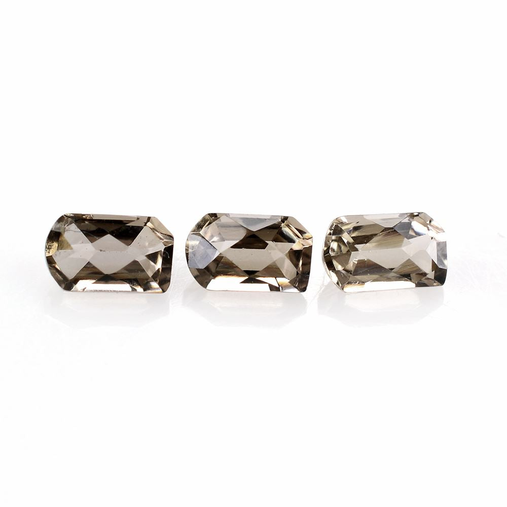 SMOKY QUARTZ CHECKER CUT FANCY 5X3MM 0.32 Cts.