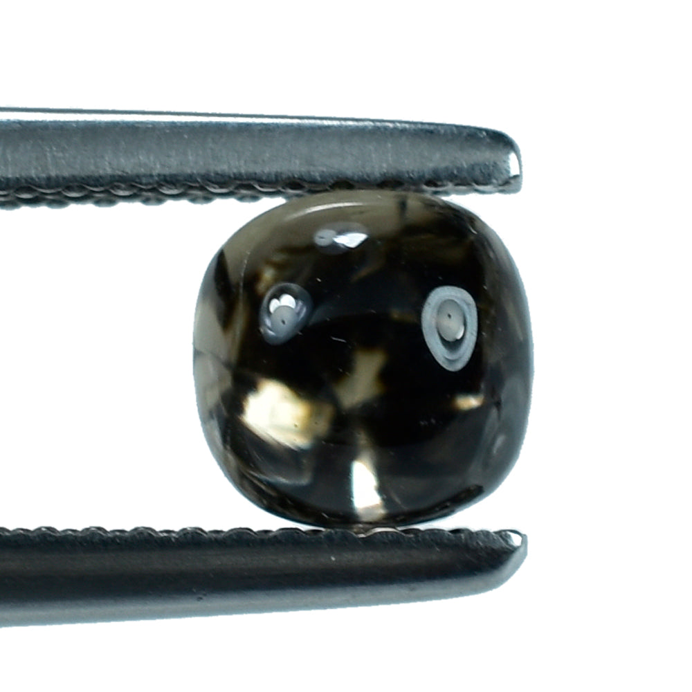 SMOKY QUARTZ BUFFTOP TWISTED CONCAVE CUSHION (MEDIUM) 6MM 1.10 Cts.