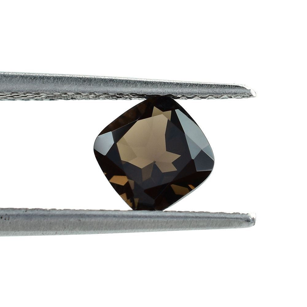 SMOKY QUARTZ CUT CUSHION (DARK) 6X6MM 0.97 Cts.