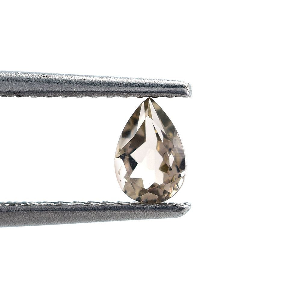 SMOKY QUARTZ CUT PEAR (VERY LITE/CLEAN) 5.50X3.70MM 0.30 Cts.