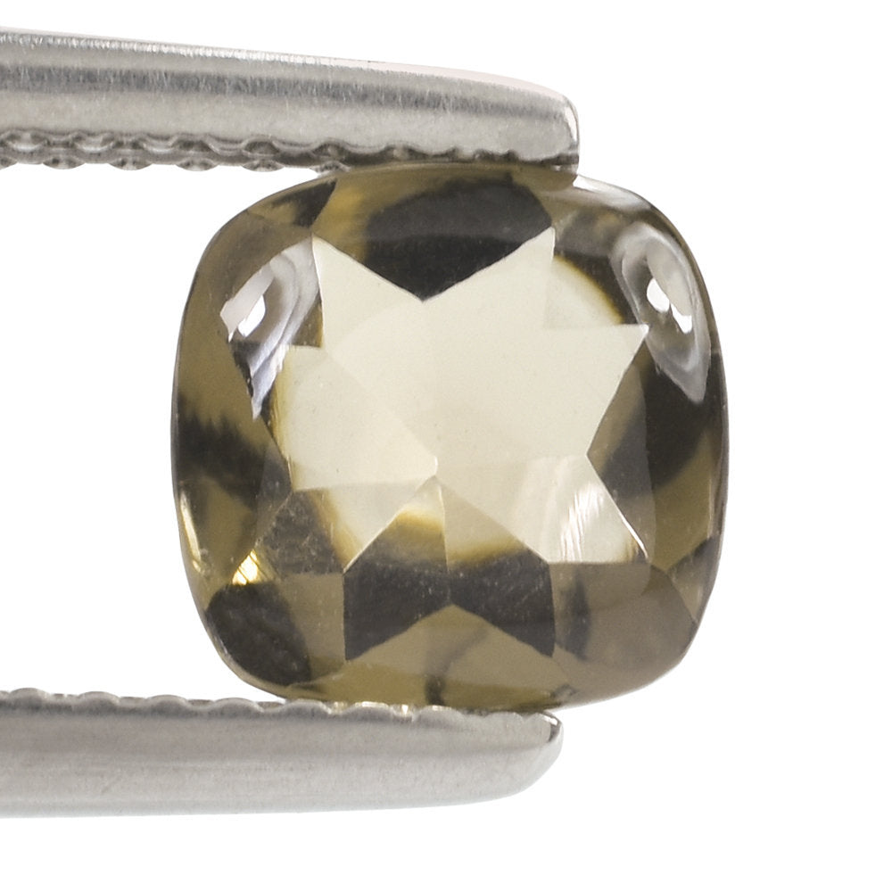 SMOKY QUARTZ BUFFTOP CUSHION 7MM 1.40 Cts.