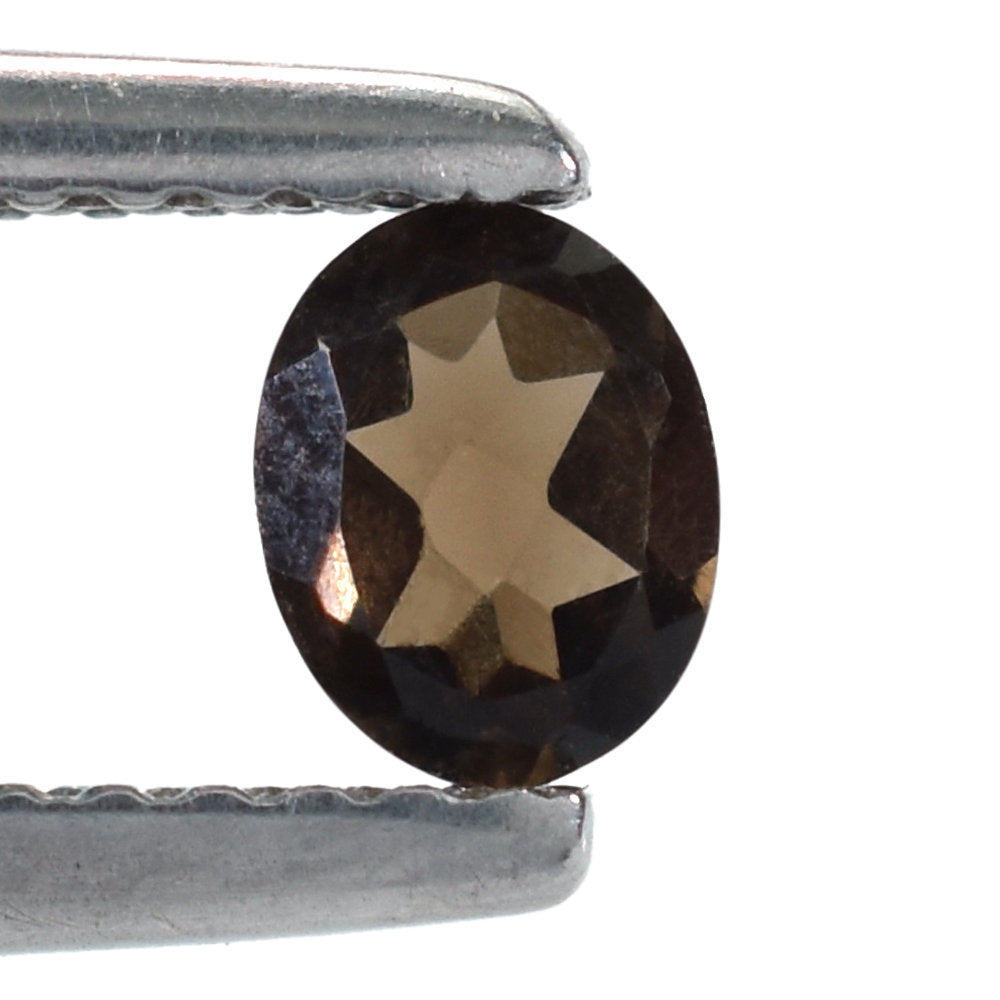 SMOKY QUARTZ CUT OVAL 5X4MM 0.30 Cts.