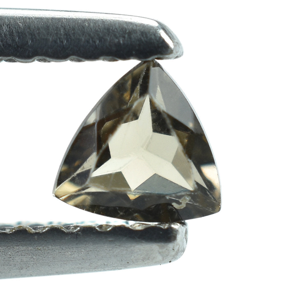 SMOKY QUARTZ CUT TRILLION 4MM 0.22 Cts.