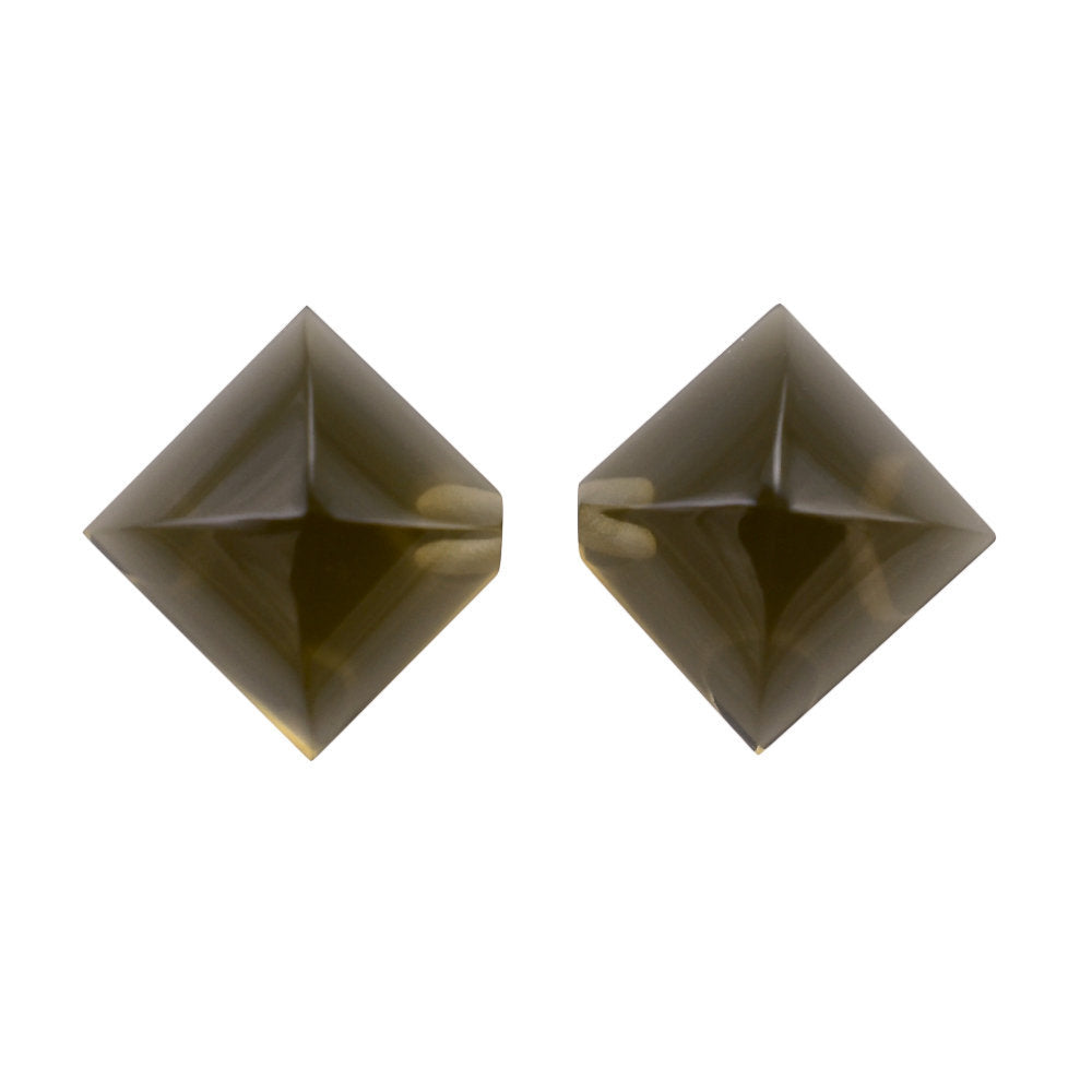 SMOKY QUARTZ PYRAMID SQUARE CAB (HALF DRILL) 8MM 3.27 Cts.