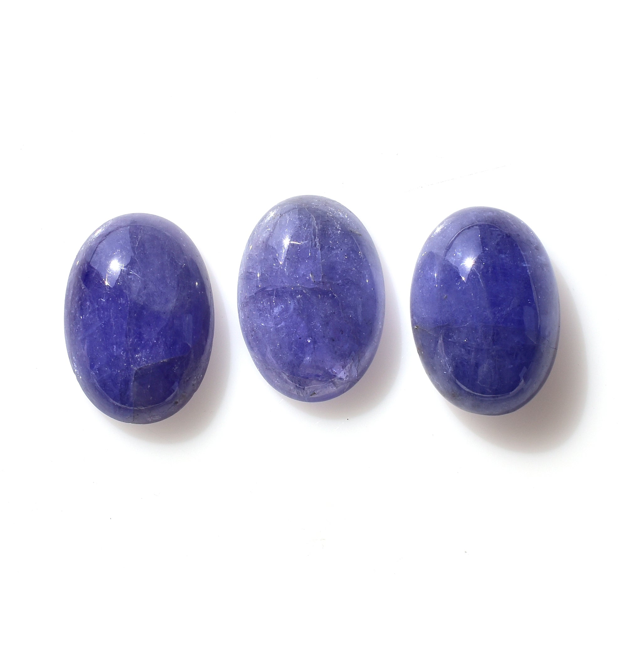 MILKY TANZANITE OVAL CAB (A) 14X10MM 6.04 Cts.