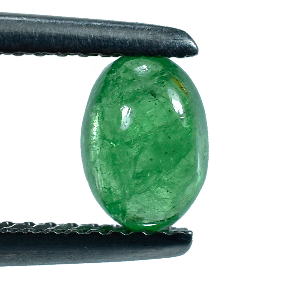 TSAVORITE OVAL CAB (MILKY) 7X5MM 1.13 Cts.