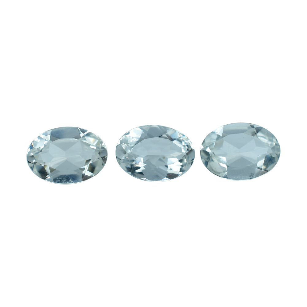 WHITE AQUAMARINE CUT OVAL (YELLOW SHADE) 7X5MM 0.63 Cts.