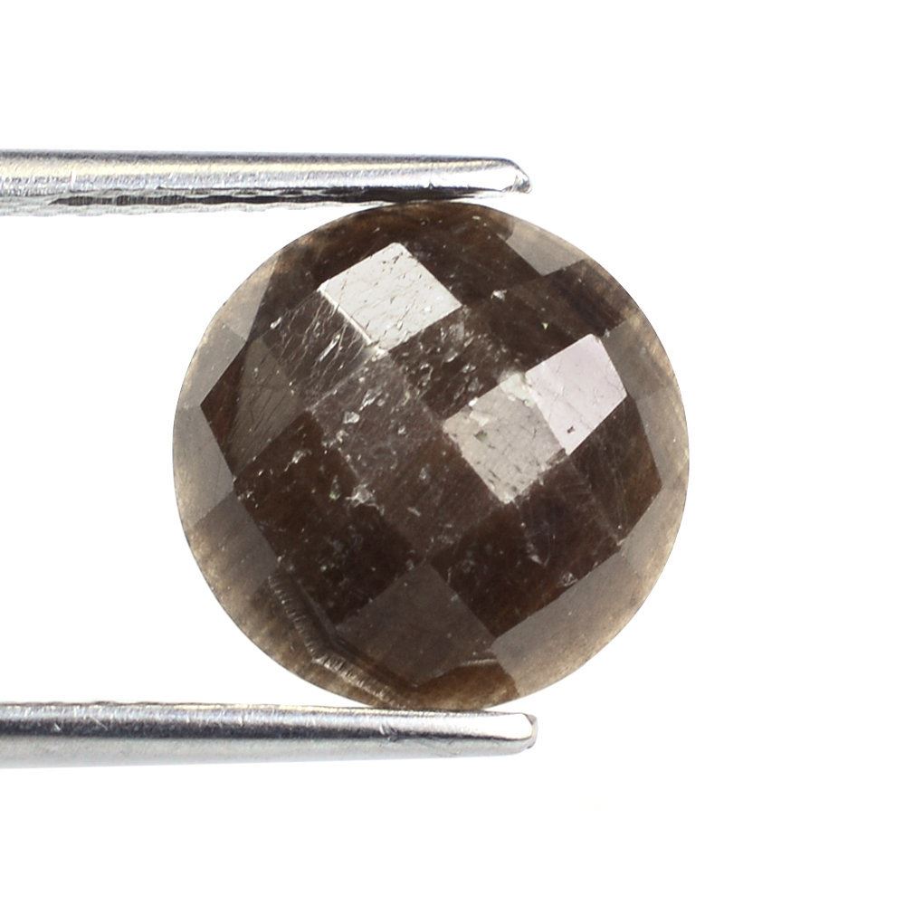 BROWN SAPPHIRE CHECKER CUT ROUND CAB 12MM 6.11 Cts.