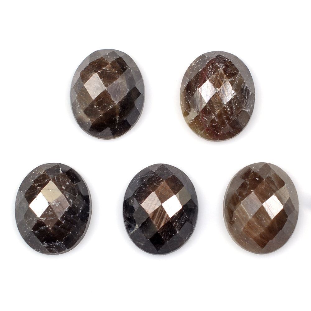BROWN SAPPHIRE CHECKER OVAL CAB 11X9MM 3.89 Cts.