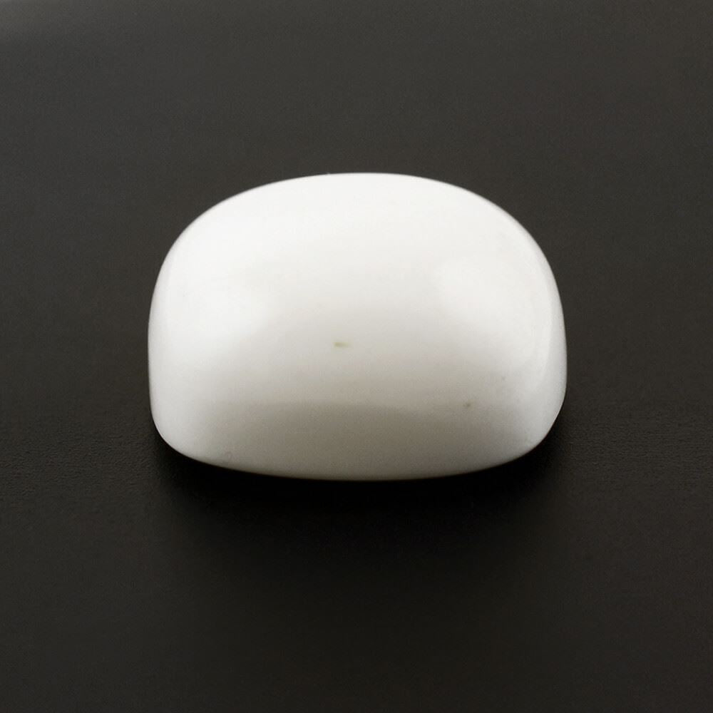 WHITE AGATE CUSHION CAB  14MM 11.96 Cts.