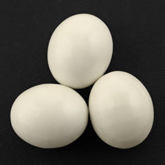 WHITE AGATE PLAIN OLIVE (HALF DRILL) 18X15MM 27.53 Cts.