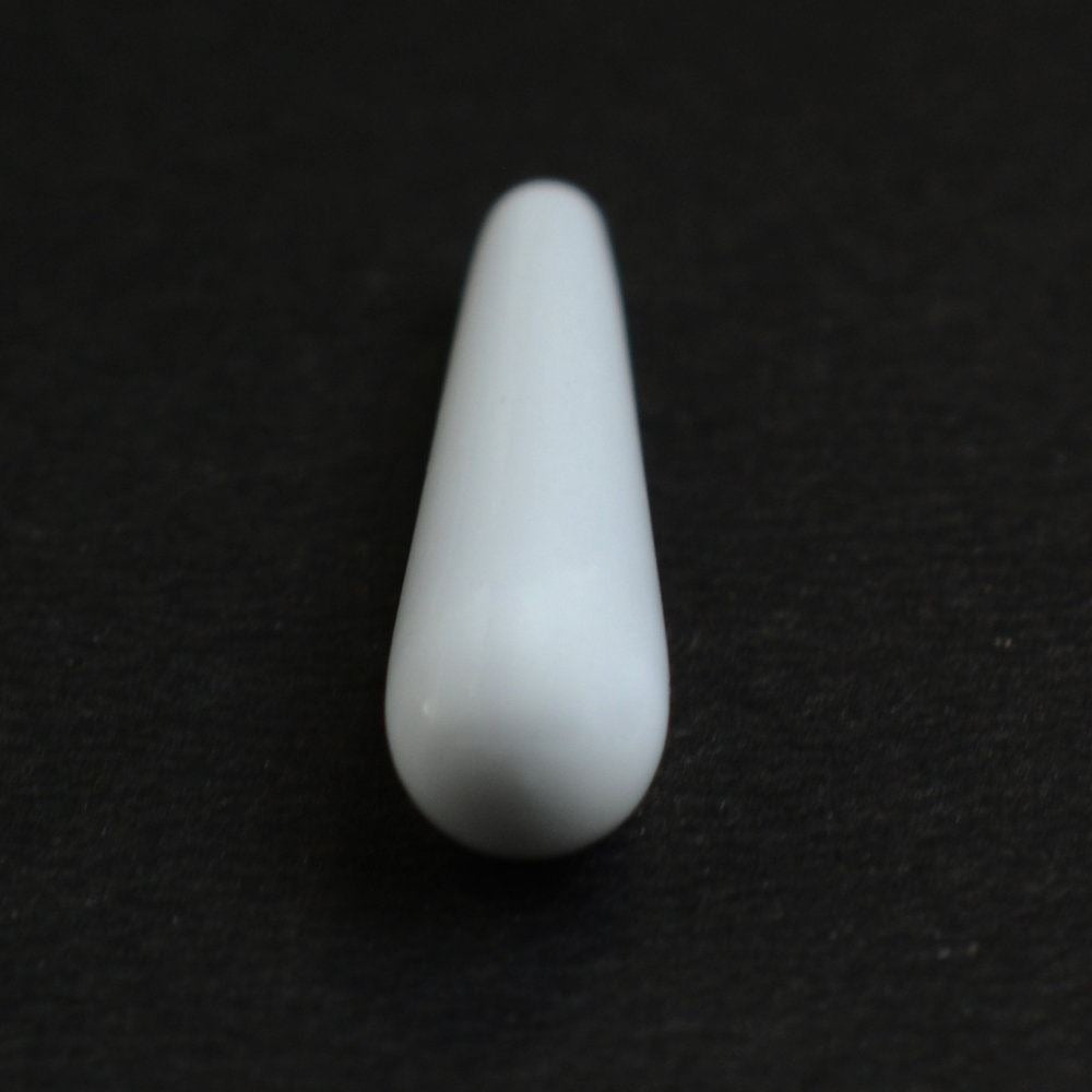 WHITE AGATE PLAIN DROPS (HALF DRILL) 26X6MM 6.56 Cts.