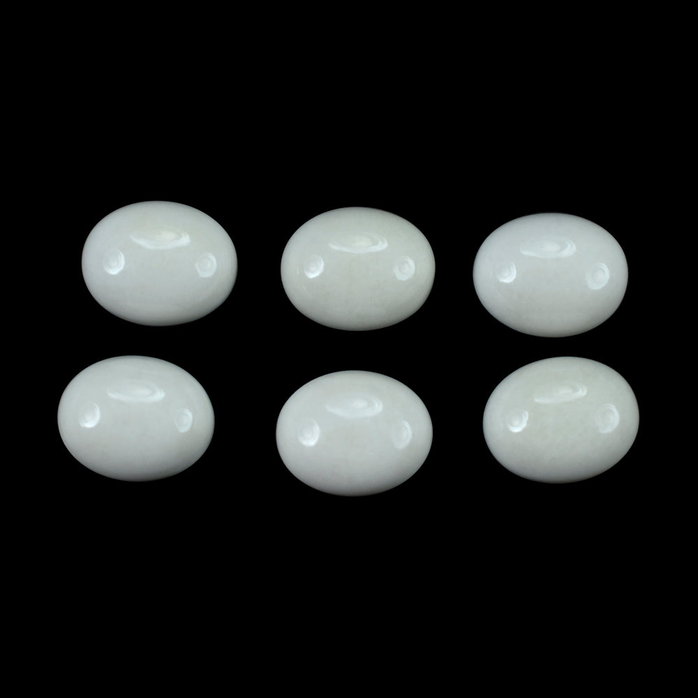 WHITE AGATE PLAIN OVAL CAB (KOGOLONG) 10X8MM (TH. 4.00-4.40MM) 2.69 Cts.