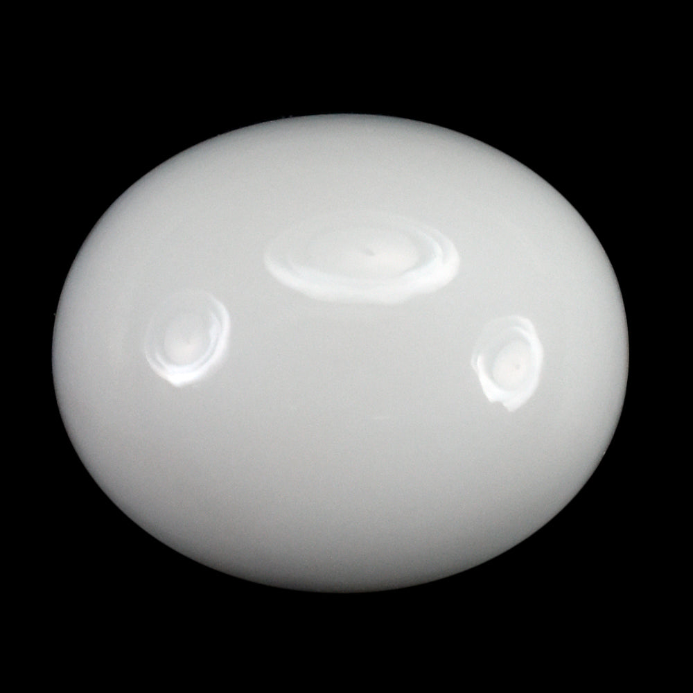 WHITE AGATE PLAIN OVAL CAB (KOGOLONG) 12X10MM (TH. 5.00-5.40MM) 4.88 Cts.