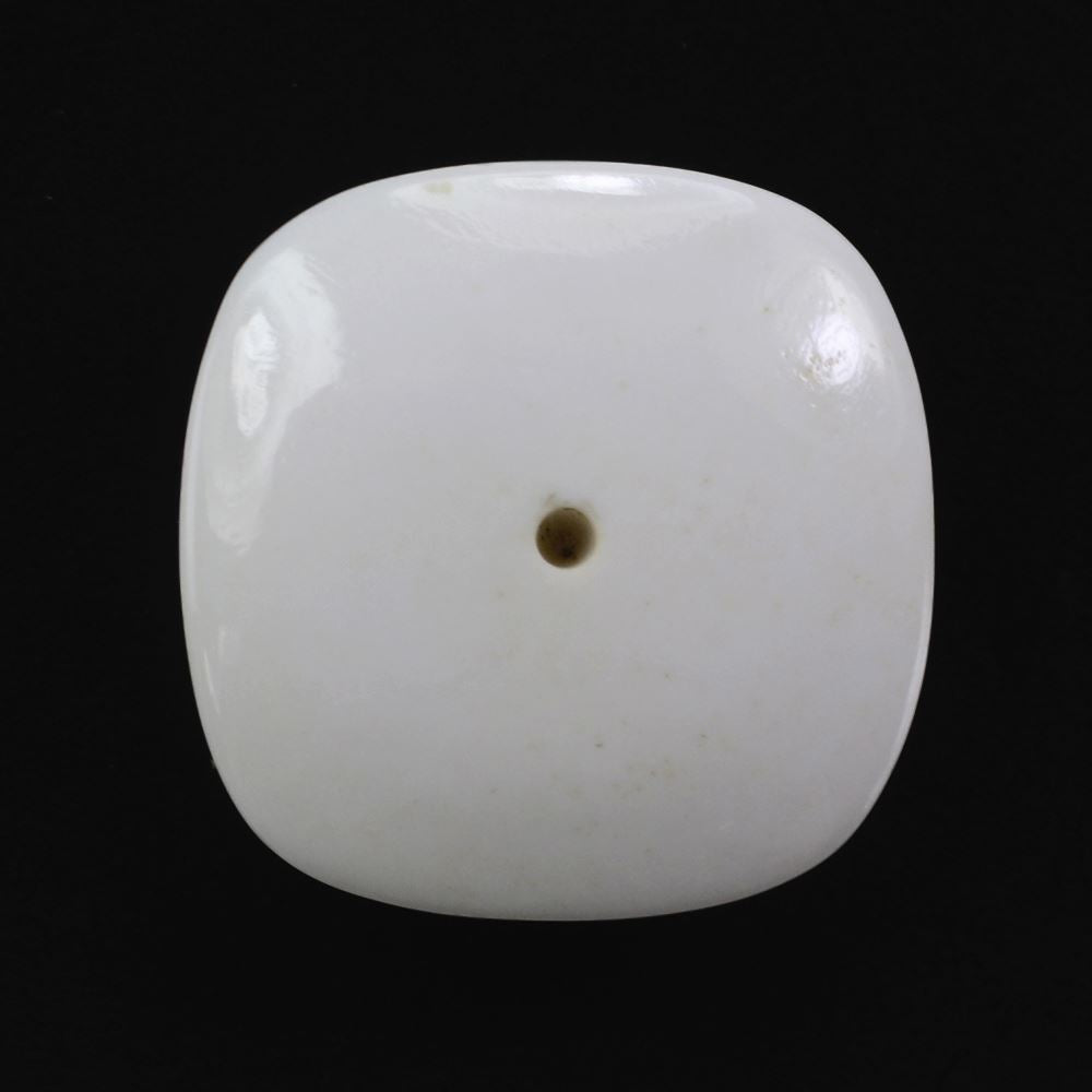 WHITE AGATE IRREGULAR FACETS CUSHION CAB (H/D) AT BOTTOM) 14MM   8.25 Cts.