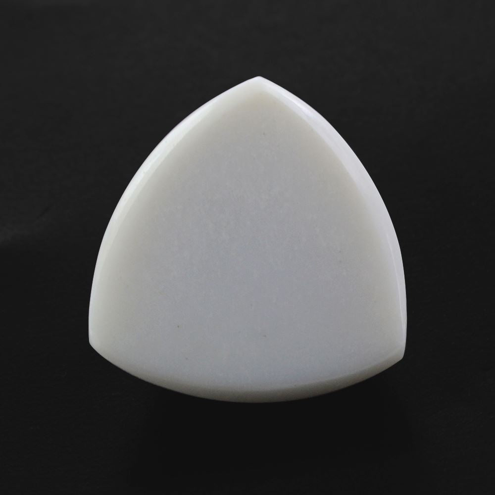 WHITE AGATE CHECKER TRILLION CAB 14MM 8.20 Cts.
